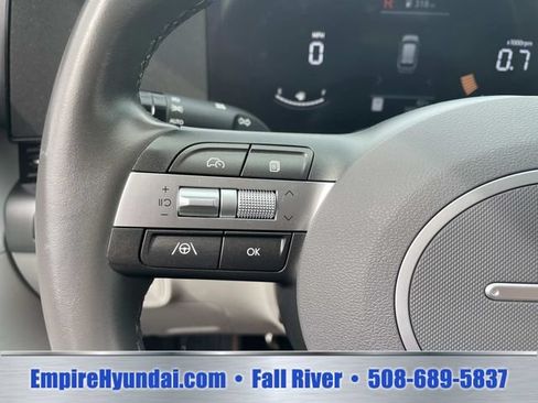 Used 2025 Hyundai Kona SEL FWD image 28