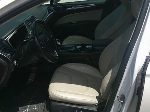 Used 2014 Ford Fusion Titanium FWD image 5