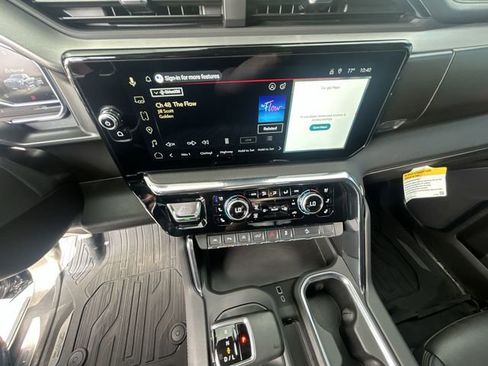 Certified 2025 GMC Sierra 1500 Denali w/ Denali Reserve Package image 11