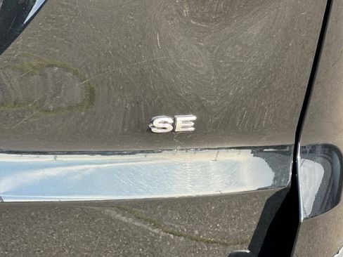 Used 2021 Ford EcoSport SE w/ SE Convenience Package image 32