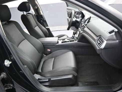 Used 2020 Honda Accord LX image 25