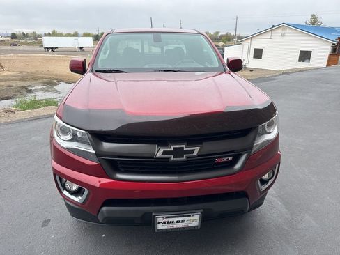 Used 2018 Chevrolet Colorado Z71 AWD/4WD image 3