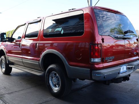 Used 2001 Ford Excursion Limited image 3