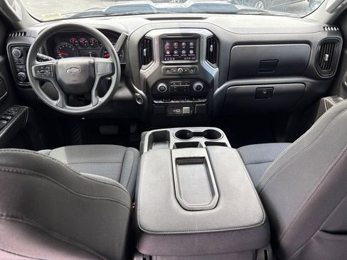 Used 2023 Chevrolet Silverado 1500 Custom Trail Boss AWD/4WD image 25