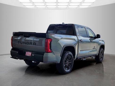 Used 2024 Toyota Tundra SR5 w/ SR5 Premium Package AWD/4WD image 5