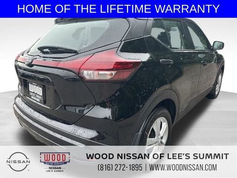 New 2025 Nissan Kicks Play S image 7