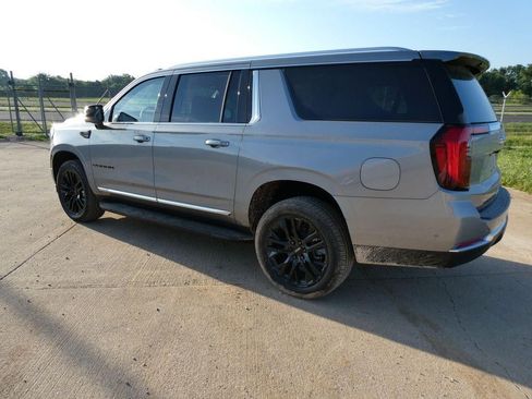 New 2026 GMC Yukon XL Elevation w/ Elevation Premium Package AWD/4WD image 6