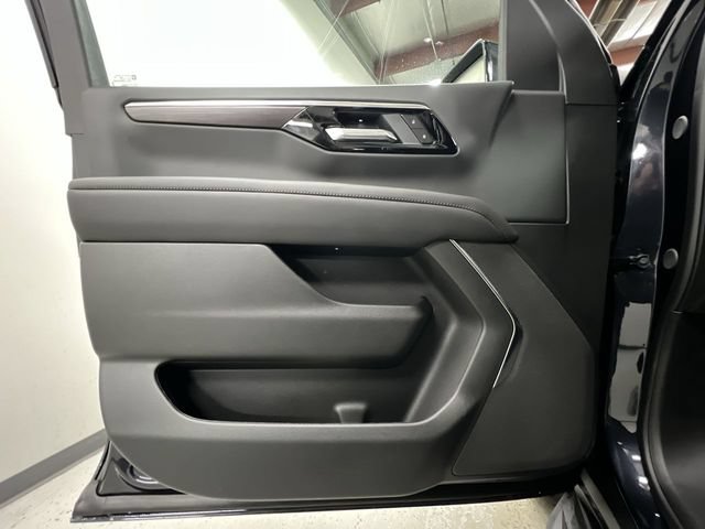 New 2026 Chevrolet Tahoe LS w/ LPO, Chrome Package AWD/4WD image 22