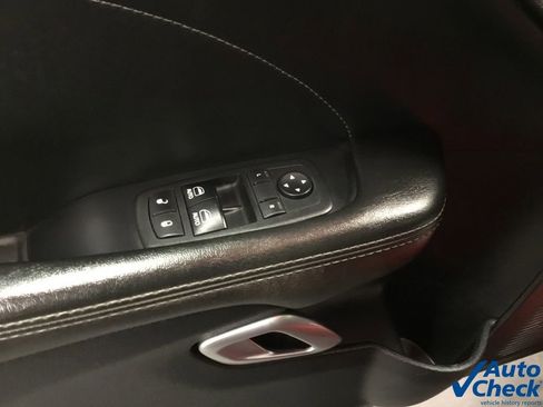 Used 2017 Dodge Challenger R/T Plus image 21