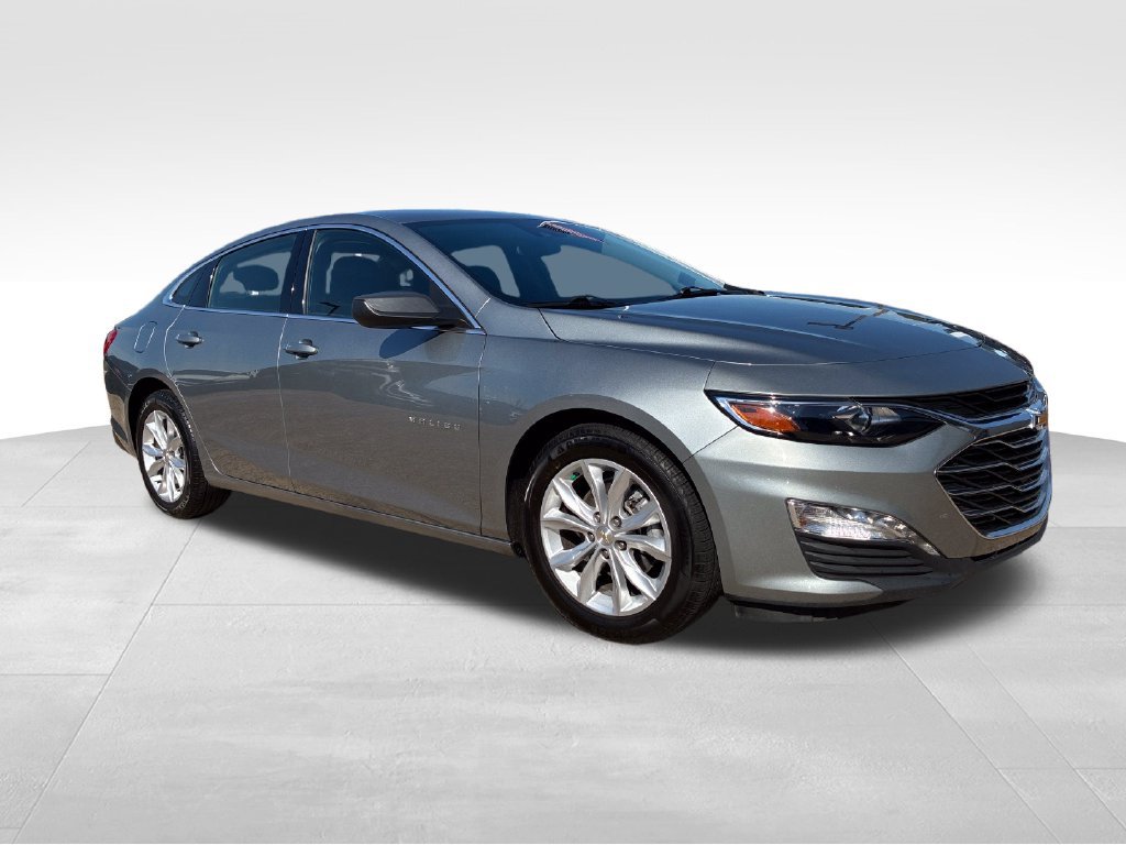 Used 2025 Chevrolet Malibu LT FWD image 8