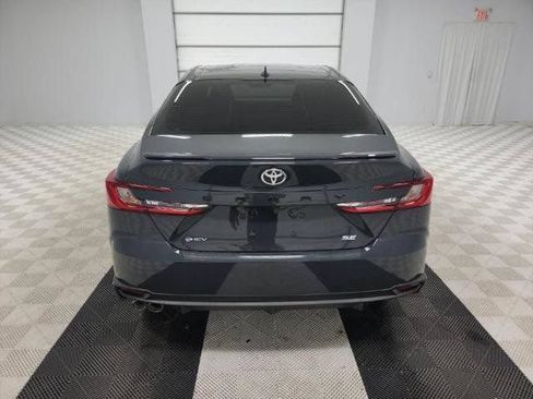 Used 2025 Toyota Camry SE w/ Convenience Package FWD image 14