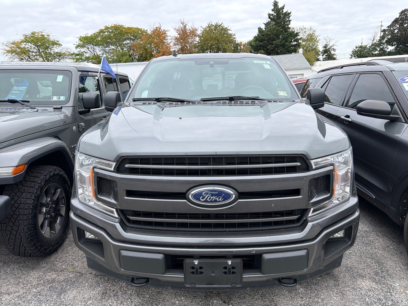 Used 2020 Ford F150 XLT w/ Equipment Group 302A Luxury AWD/4WD image 2