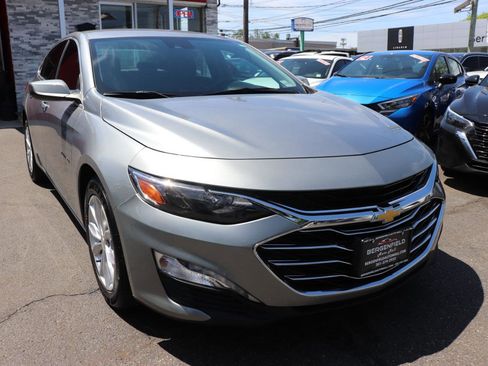 Used 2025 Chevrolet Malibu LT FWD image 7