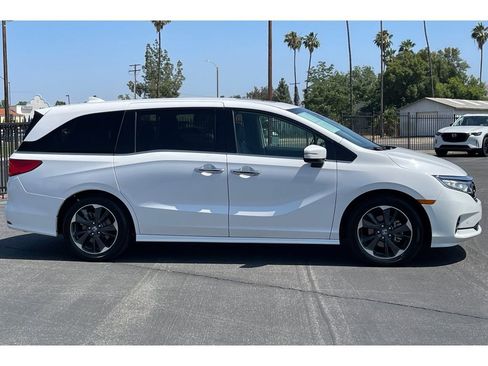 Certified 2024 Honda Odyssey Elite image 7