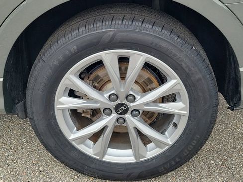 Certified 2021 Audi Q3 2.0T Premium Plus w/ Premium Plus Package image 10