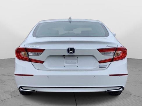 Certified 2021 Honda Accord Touring image 4