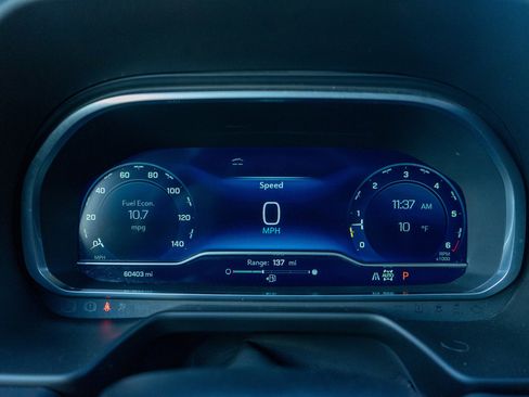 Used 2023 Chevrolet Suburban RST image 10