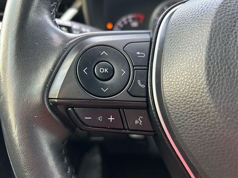 Used 2022 Toyota Corolla SE image 18