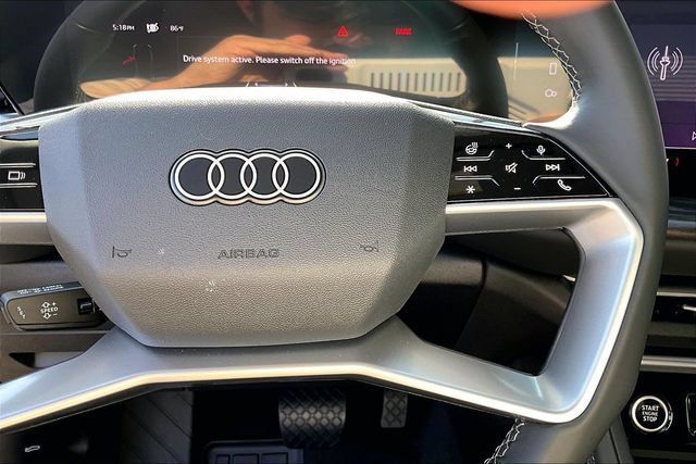 Used 2025 Audi Q5 Premium w/ Convenience Package AWD/4WD image 12