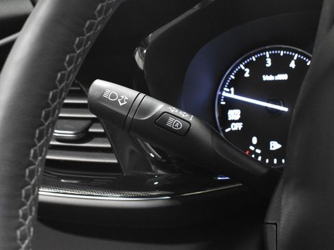 Used 2023 Buick Envision Essence FWD image 15