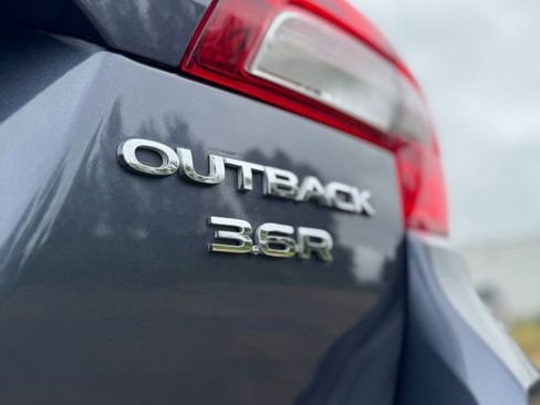 Used 2015 Subaru Outback 2.5i Premium AWD/4WD image 40