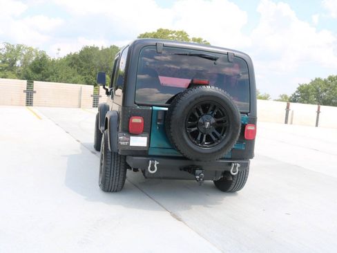 Used 1998 Jeep Wrangler SE AWD/4WD image 23