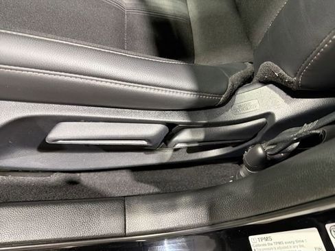Used 2023 Honda Civic Sport image 16