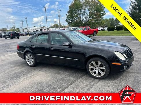 Used 2009 Mercedes-Benz E 350 4MATIC Sedan image 4