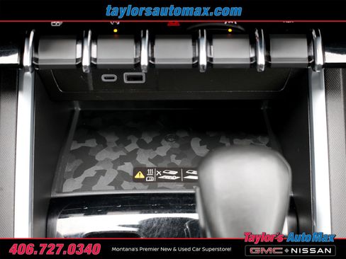 Used 2024 Chevrolet Colorado LT w/ LT Convenience Package II AWD/4WD image 20