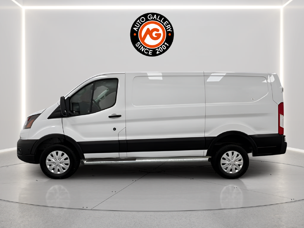 Used 2025 Ford Transit 250 Low Roof w/ Exterior Upgrade Package RWD image 4