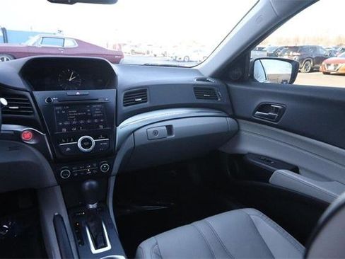 Used 2021 Acura ILX w/ Premium Package image 26