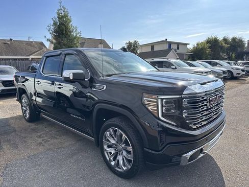 Certified 2024 GMC Sierra 1500 Denali w/ Denali Reserve Package image 4