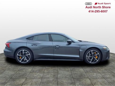 Used 2024 Audi RS e-tron GT image 3