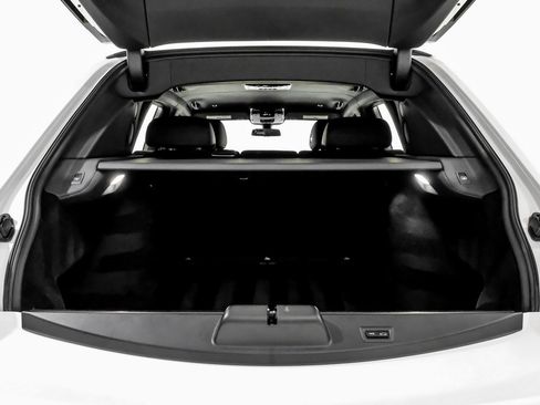 Used 2023 Rolls-Royce Cullinan Black Badge image 64