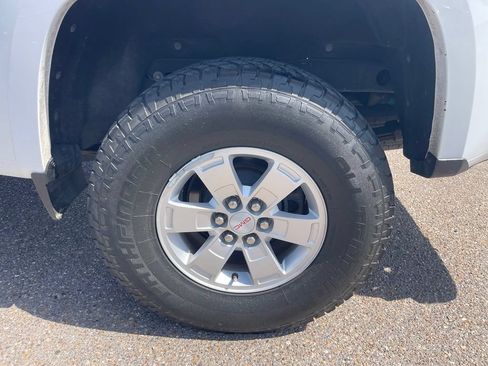 Used 2020 GMC Canyon W/T w/ Convenience Package RWD image 17
