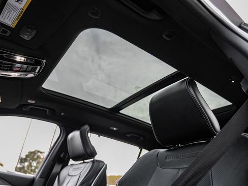 Used 2021 Jeep Grand Cherokee L Overland w/ Luxury Tech Group IV image 21