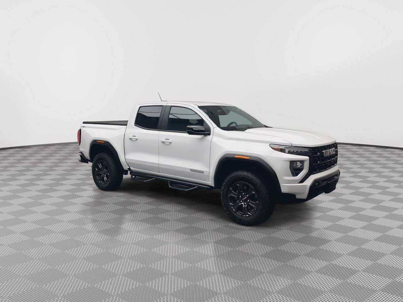 Used 2024 GMC Canyon Elevation w/ Elevation Premium Package AWD/4WD image 37