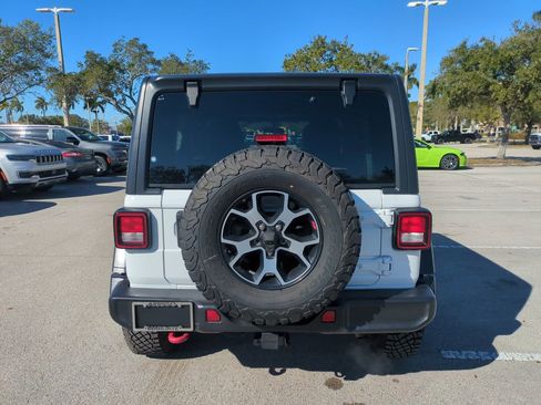 Used 2021 Jeep Wrangler Unlimited Rubicon image 7