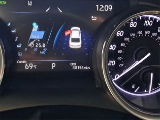 Used 2019 Toyota Camry XLE video 2