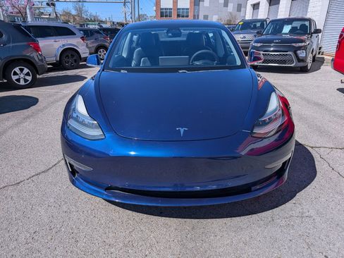 Used 2018 Tesla Model 3 Long Range image 3