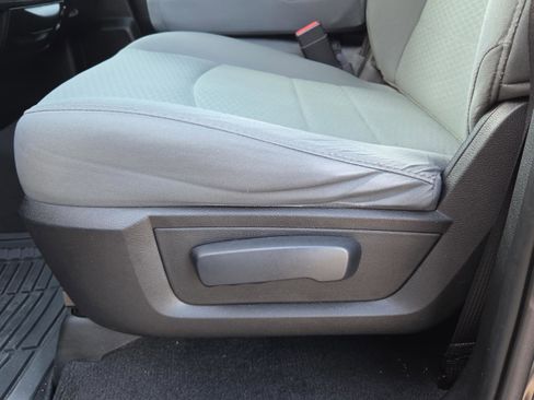 Used 2015 RAM 1500 Tradesman w/ Popular Equipment Group image 18