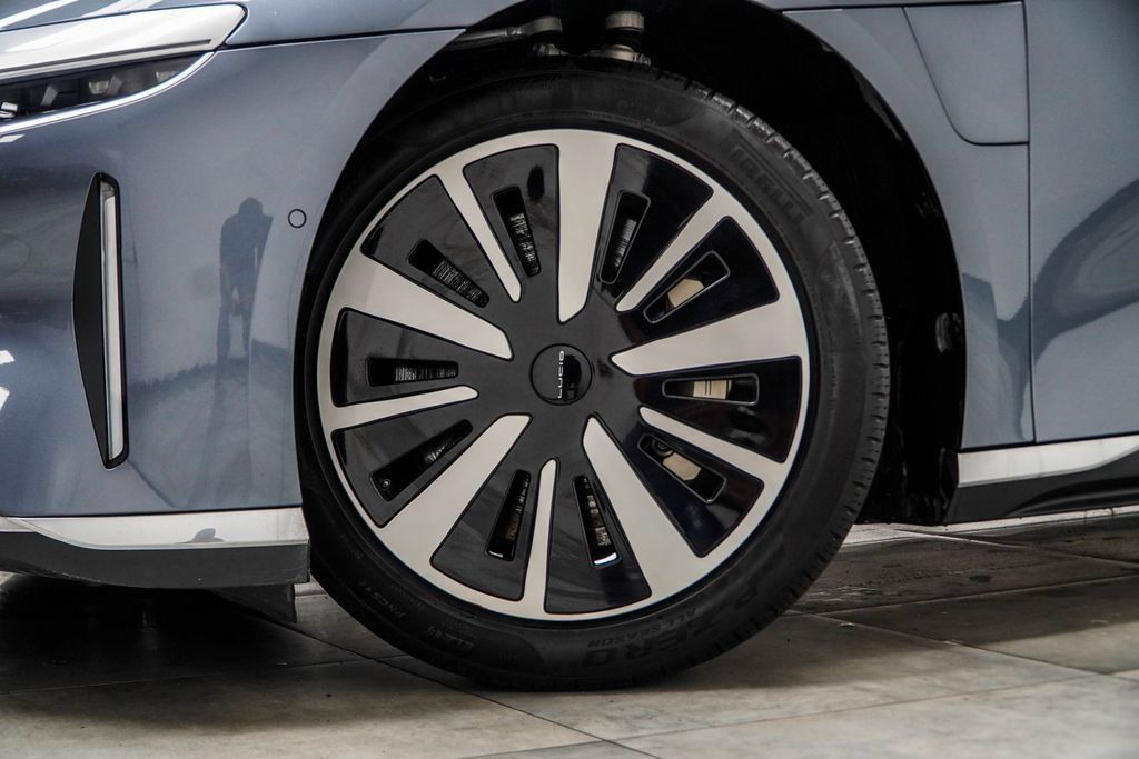 Used 2024 Lucid Air Touring AWD/4WD image 7