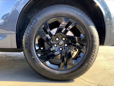 Certified 2024 Land Rover Discovery Sport S image 10