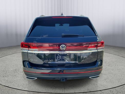 Used 2025 Volkswagen Atlas SE FWD image 3