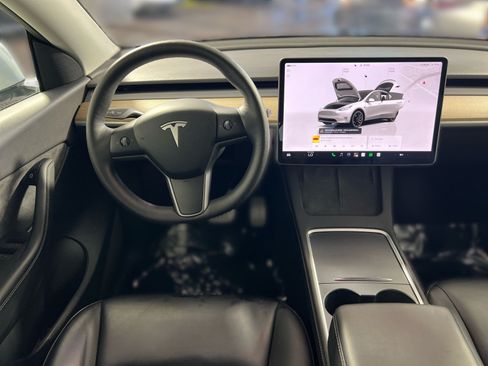Used 2022 Tesla Model Y Performance AWD/4WD image 23