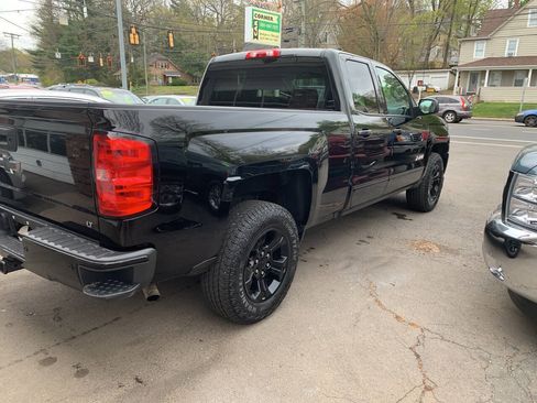 Used 2017 Chevrolet Silverado 1500 LT w/ Midnight Edition AWD/4WD image 3