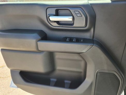 New 2026 GMC Sierra 2500 Pro w/ X31 Off-Road Package image 24