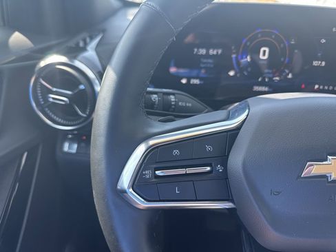 Used 2025 Chevrolet Equinox LT w/ Convenience Package II FWD image 30