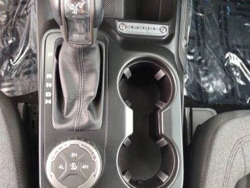 Used 2025 Ford Bronco Big Bend AWD/4WD image 14