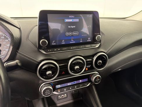 Used 2020 Nissan Sentra SV FWD image 13